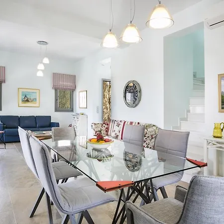 Villa Afrodite Luxury *