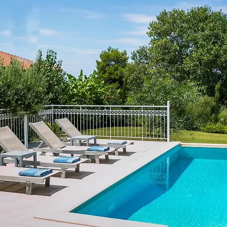 Afrodite Luxury Villa Svoronata