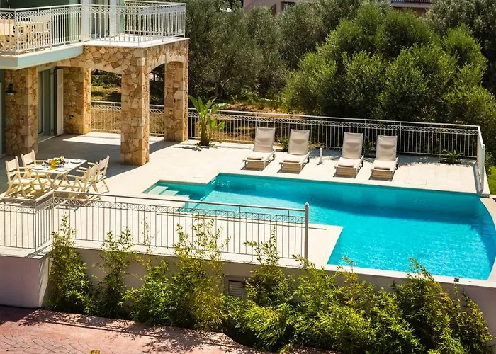 Afrodite Luxury Villa Svoronata