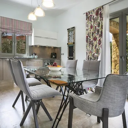 빌라 Afrodite Luxury